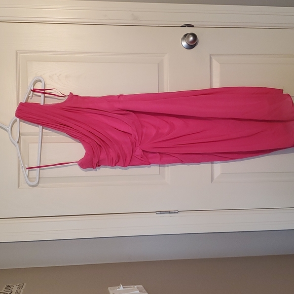 Le Chateau Dress - Picture 1 of 4